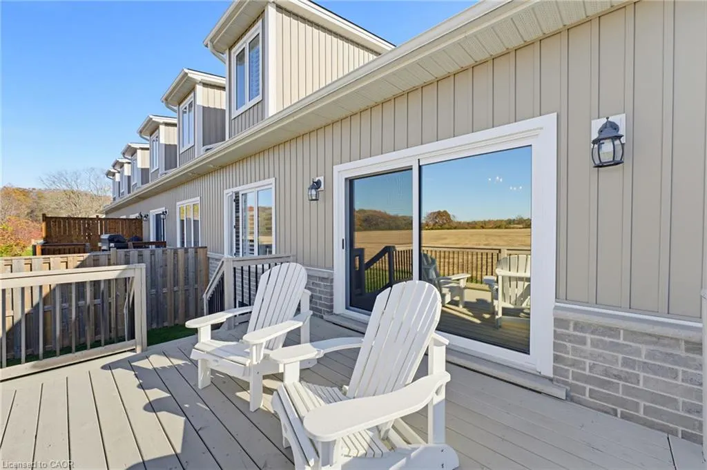 744 Nelson Street #11