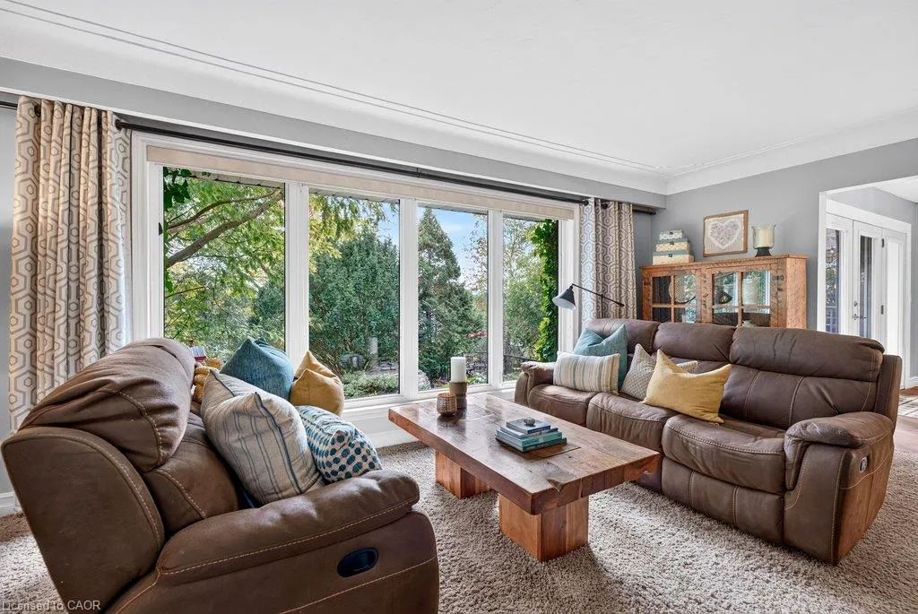 6 Rosebough Street