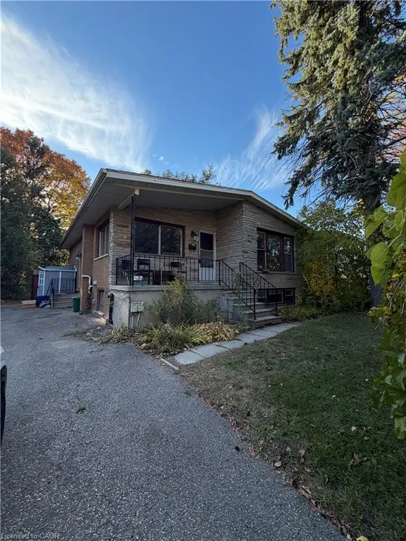 10 Cardill Crescent #Lower
