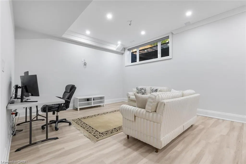 455 Samford Place