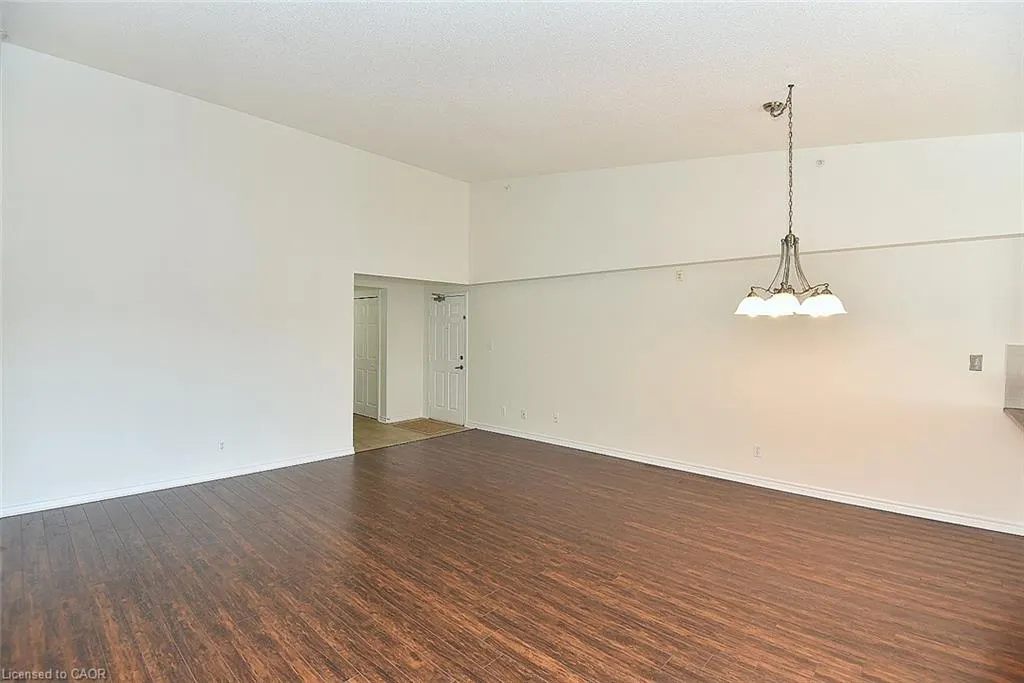 2085 Appleby Line #412