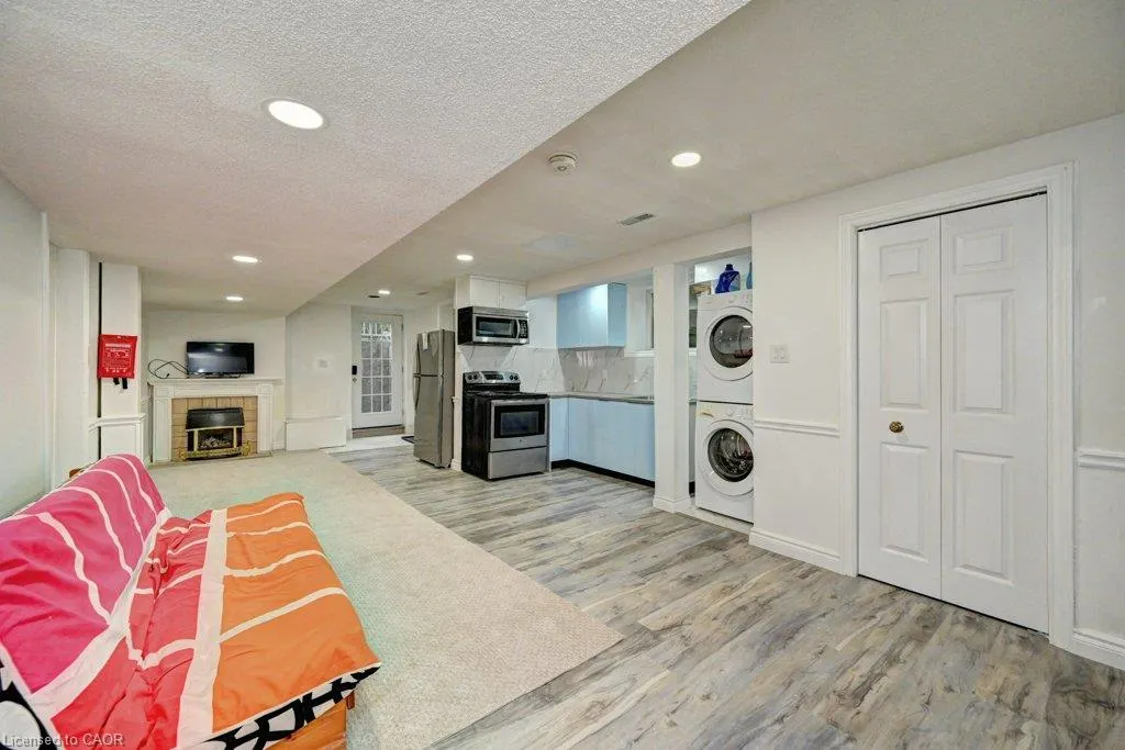 117 Glenecho Court #Basement