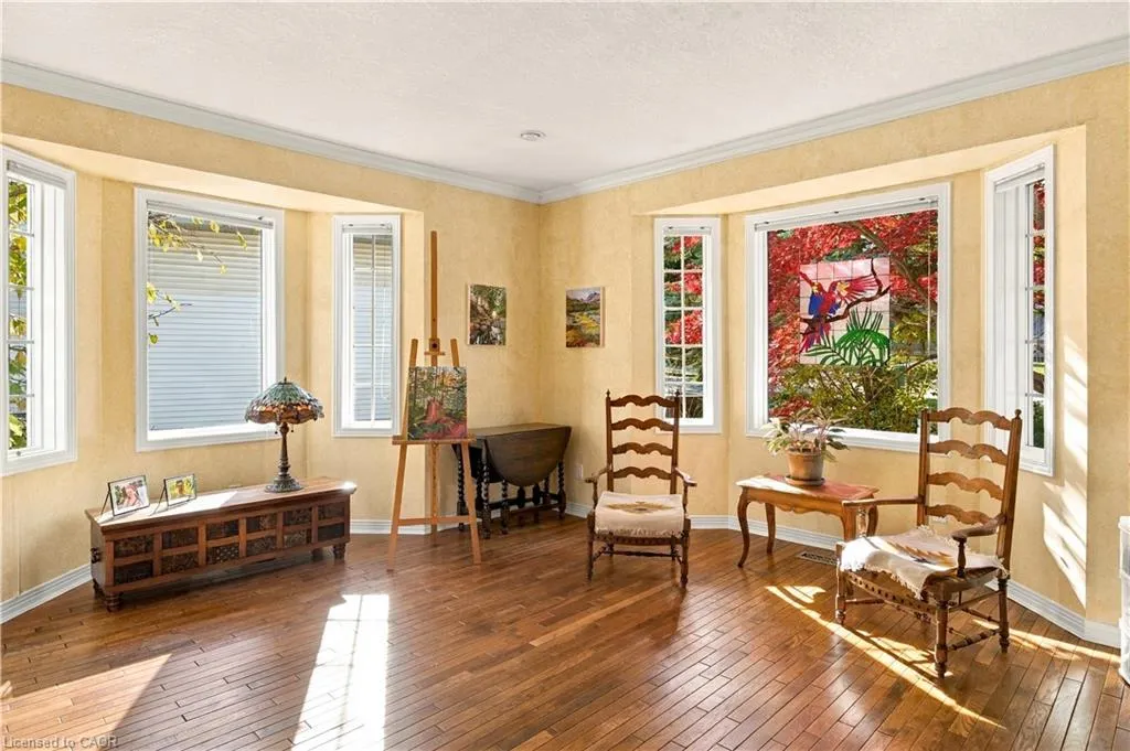 575 Hemingway Place