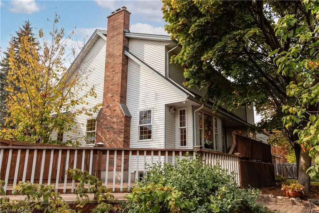 575 Hemingway Place