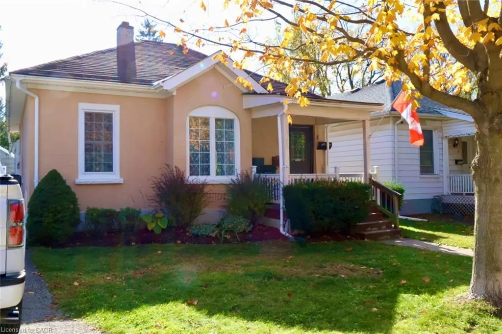 27 Pollock Avenue
