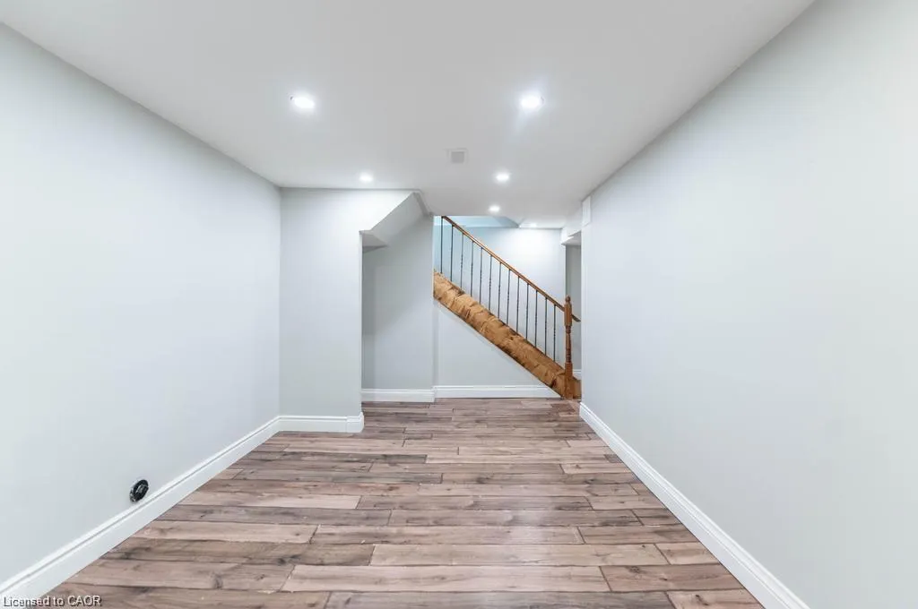 88 Wilson Street E