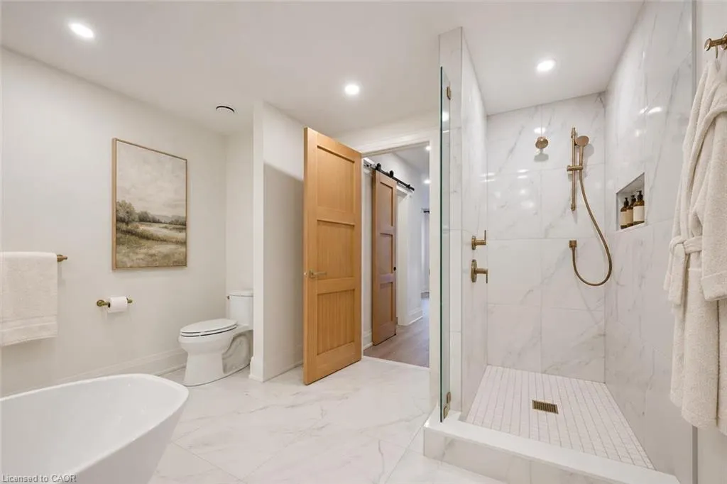 6523 Wellington Road 7 #109