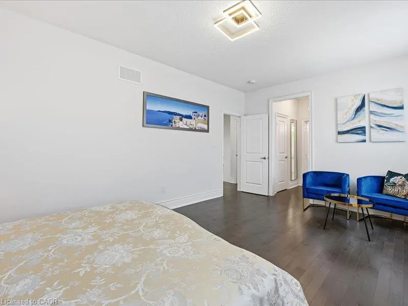 39 Avanti Crescent