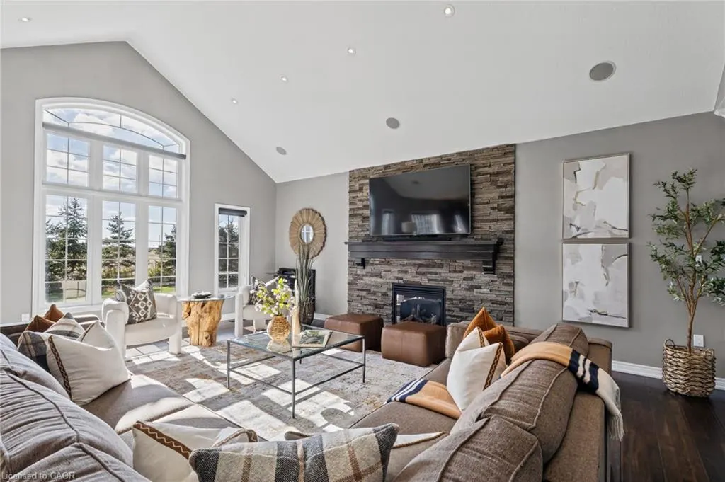 455 Bell Road