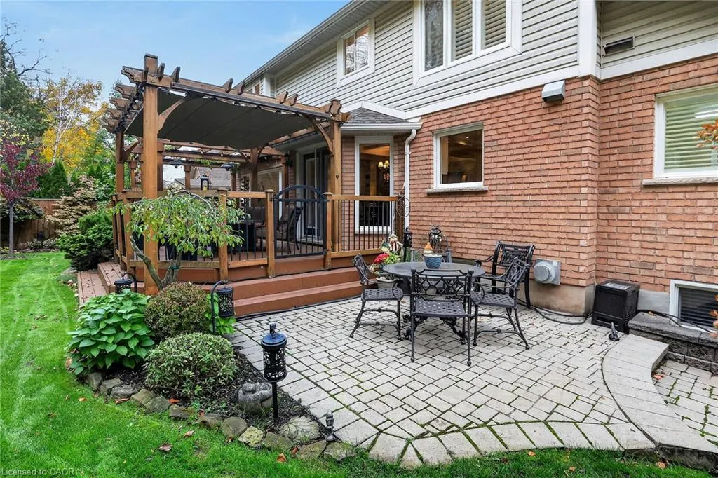 112 Dorchester Drive
