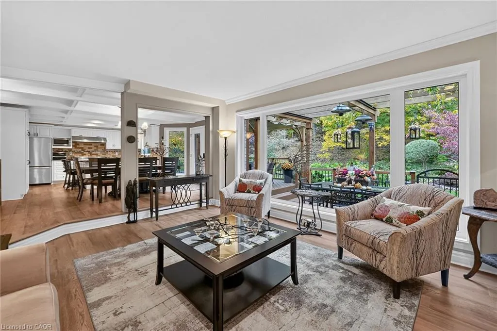 112 Dorchester Drive