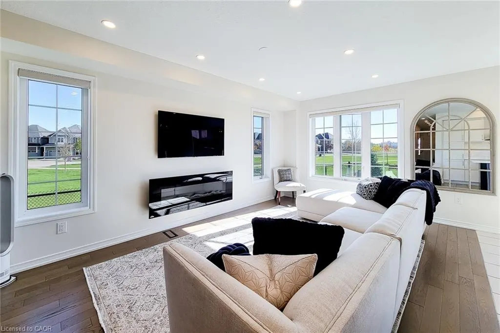 1 Cooke Avenue