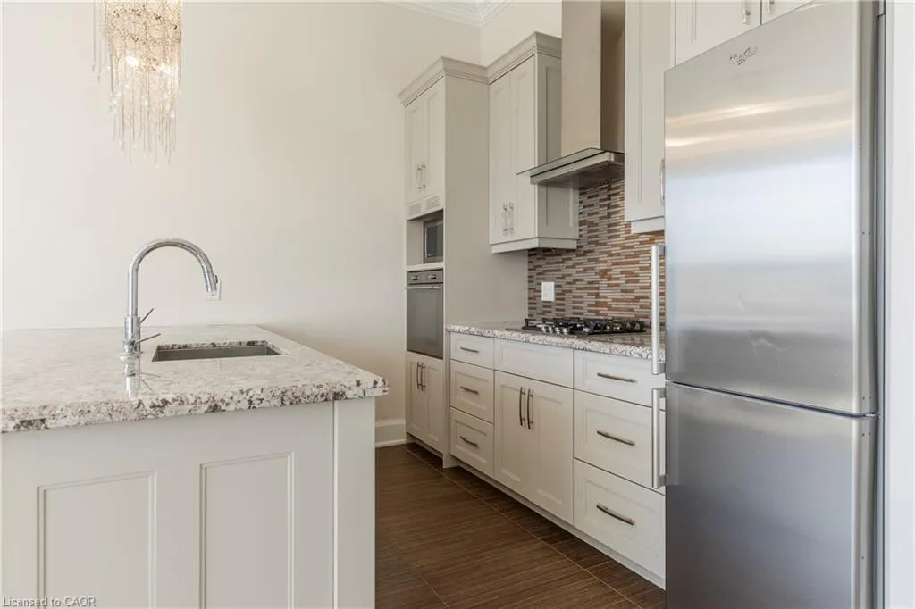 397 King Street W #207