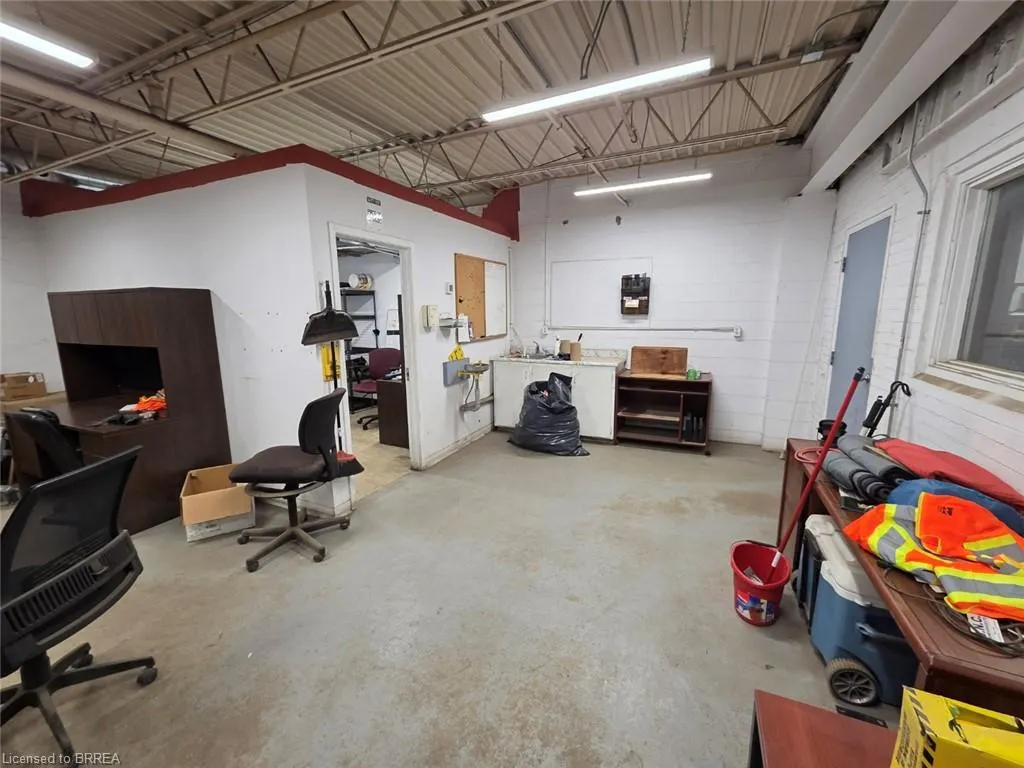 83 Shaver Street #102