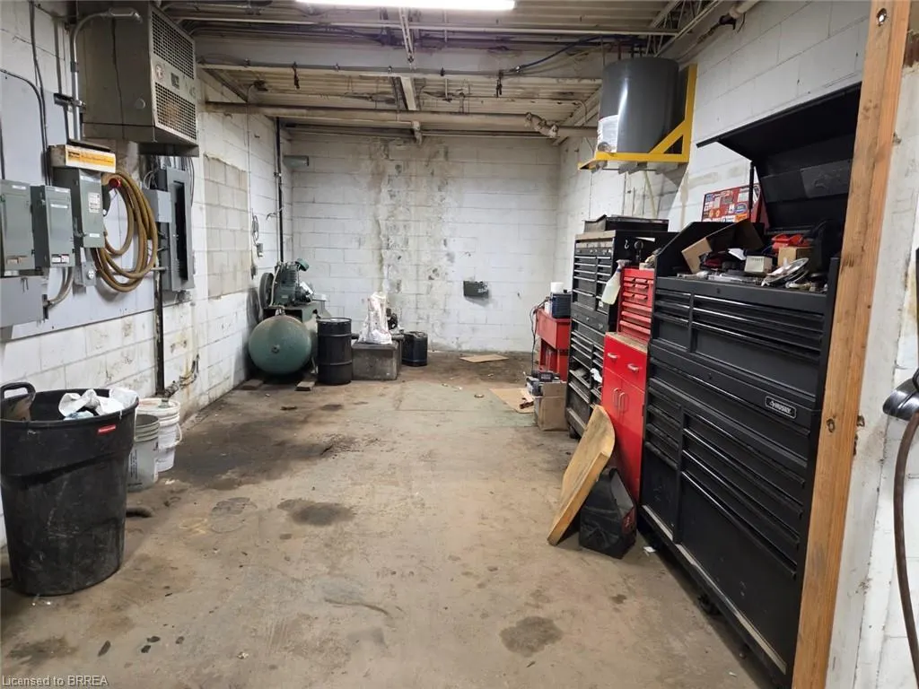 83 Shaver Street #102