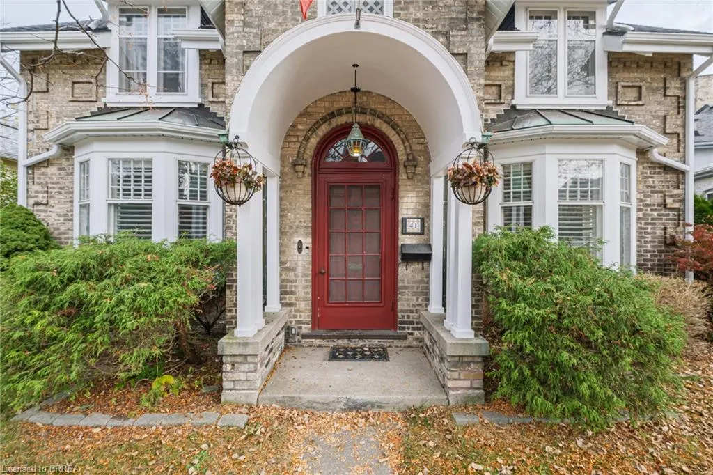 41 Dufferin Avenue