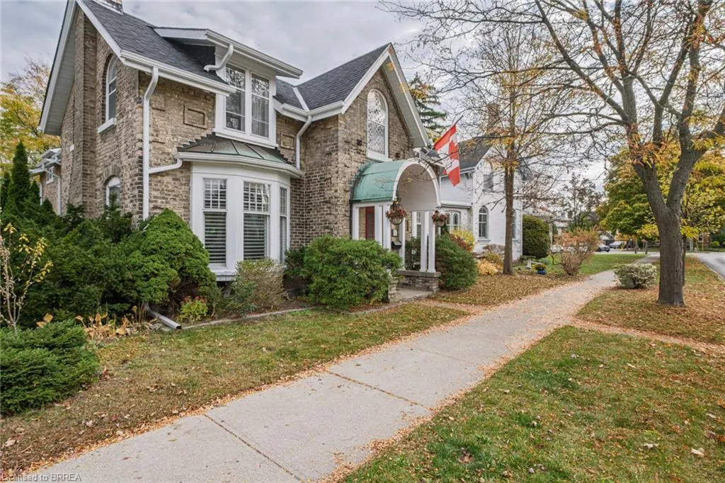 41 Dufferin Avenue