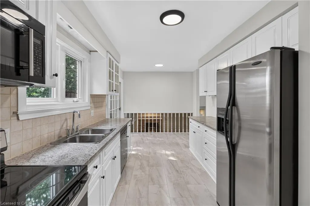 3401 Rockwood Drive