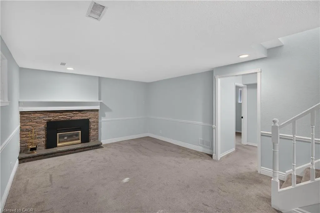 3401 Rockwood Drive