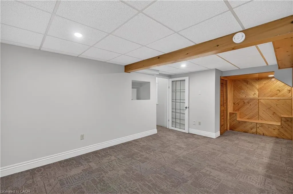 3401 Rockwood Drive