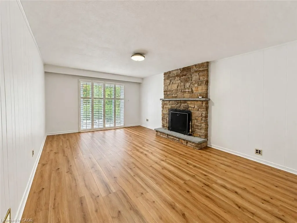 2529 Claymore Crescent