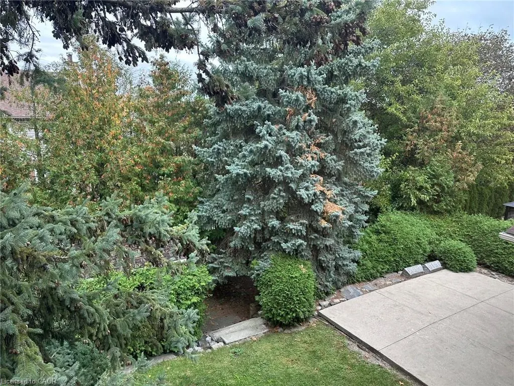 2529 Claymore Crescent