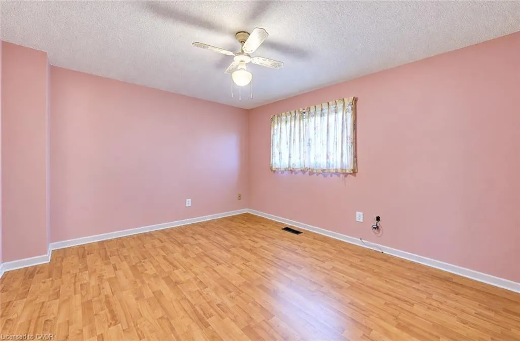 187 Grulke Street #20