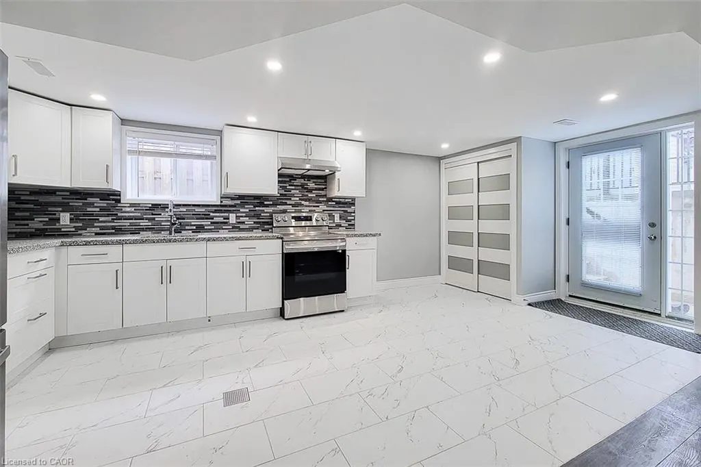 1654 Upper Wellington Street #LOWER LEVEL