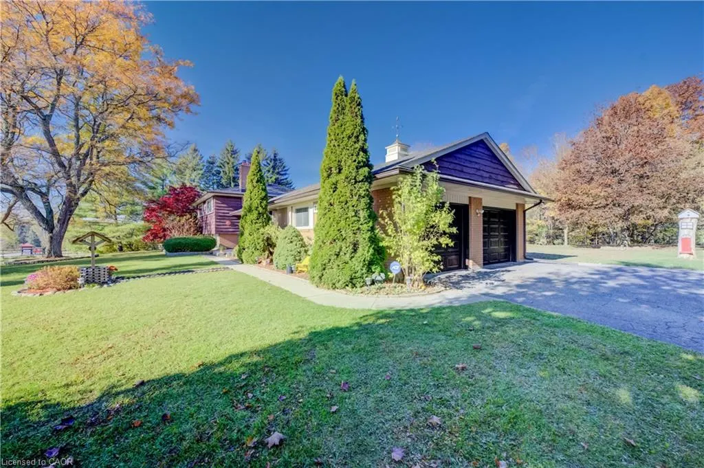 499 East River Road