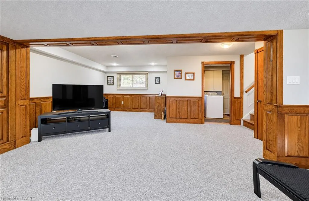 499 East River Road