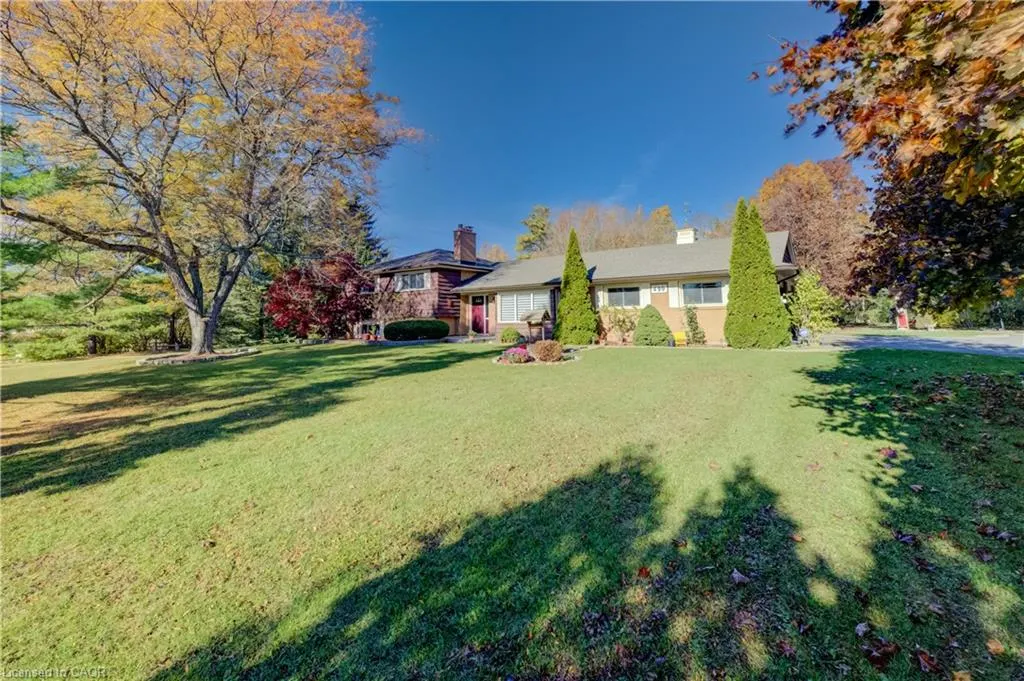 499 East River Road