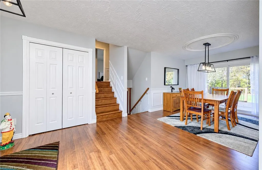 499 East River Road