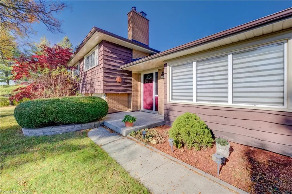 499 East River Road