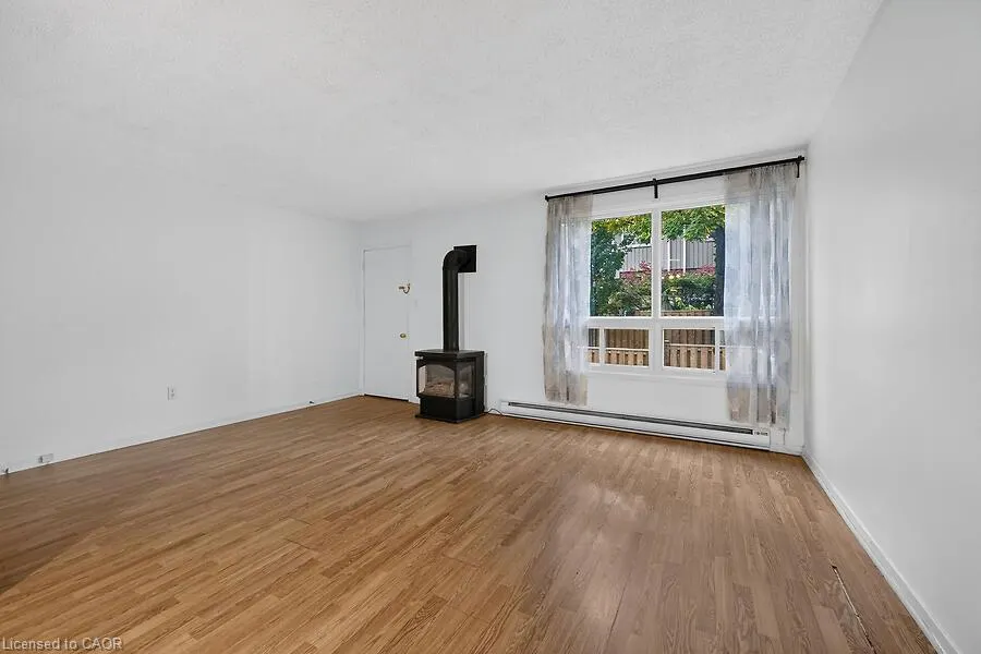 63 Fonthill Road #3