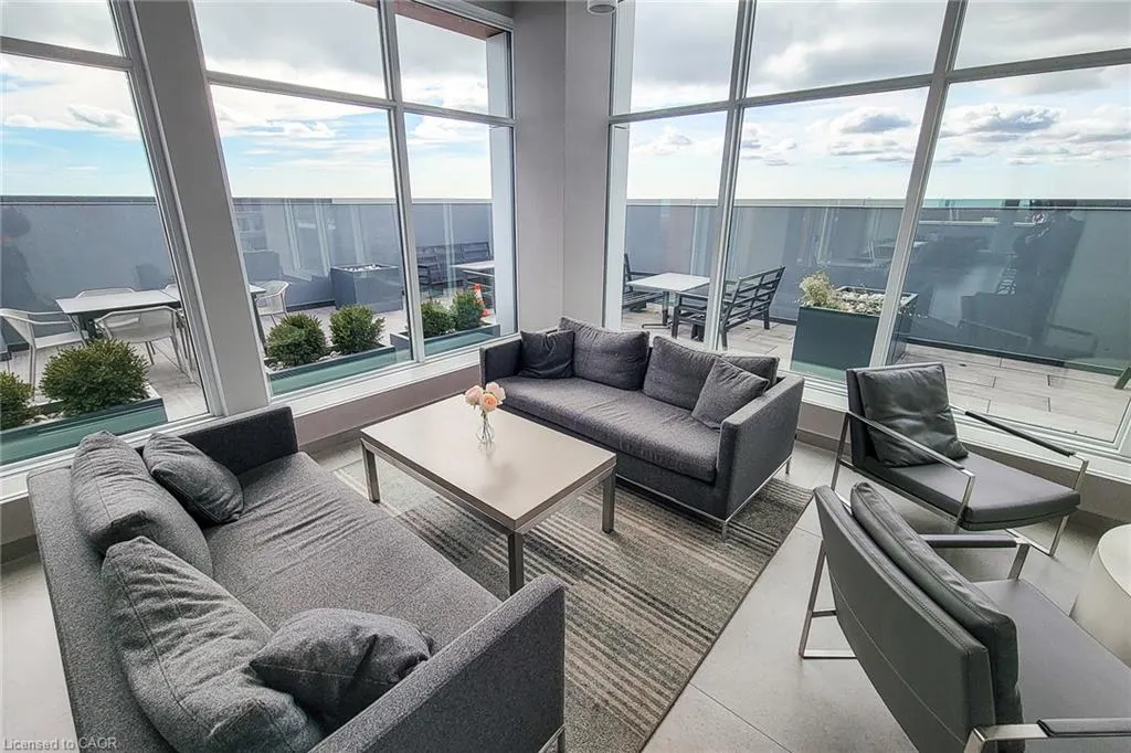 500 Brock Avenue #909