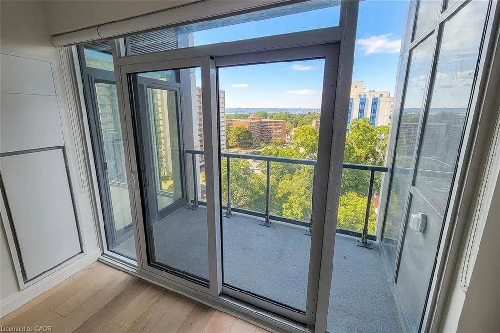 500 Brock Avenue #909