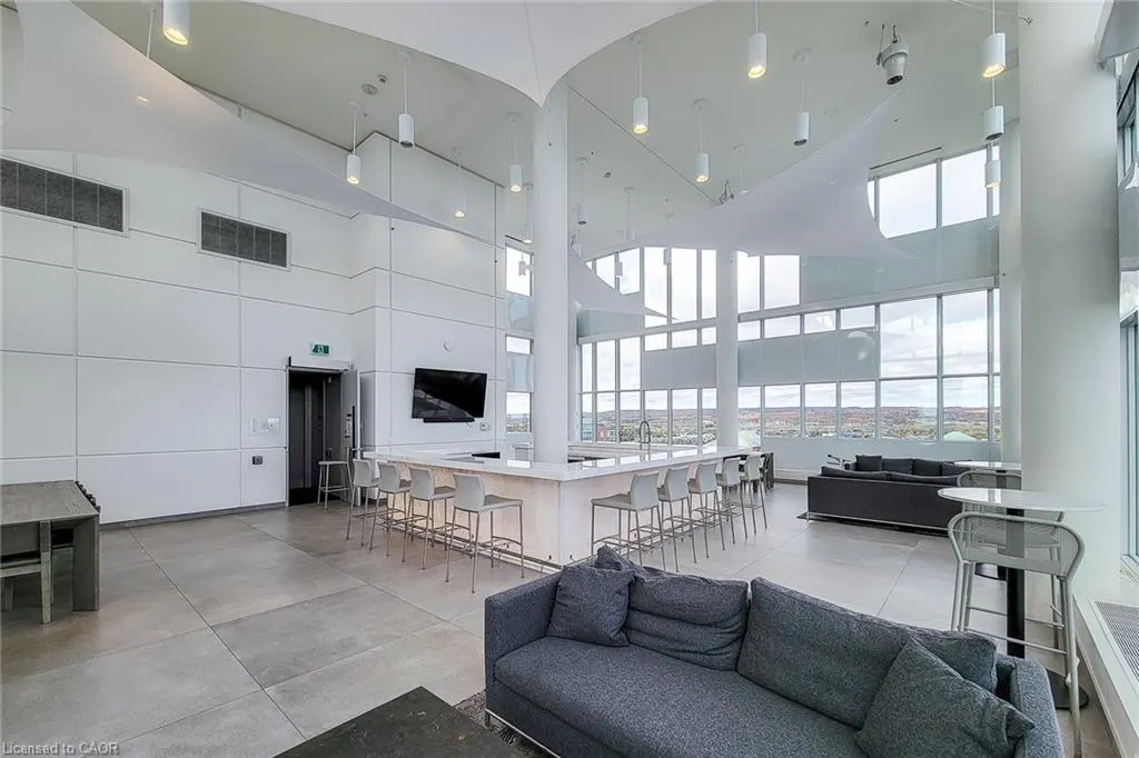 500 Brock Avenue #909