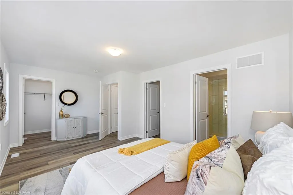 205 Thames Way #7