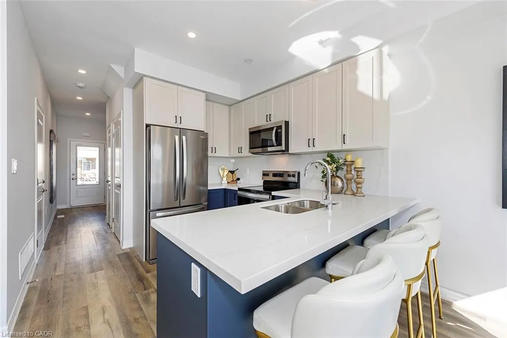 205 Thames Way #7