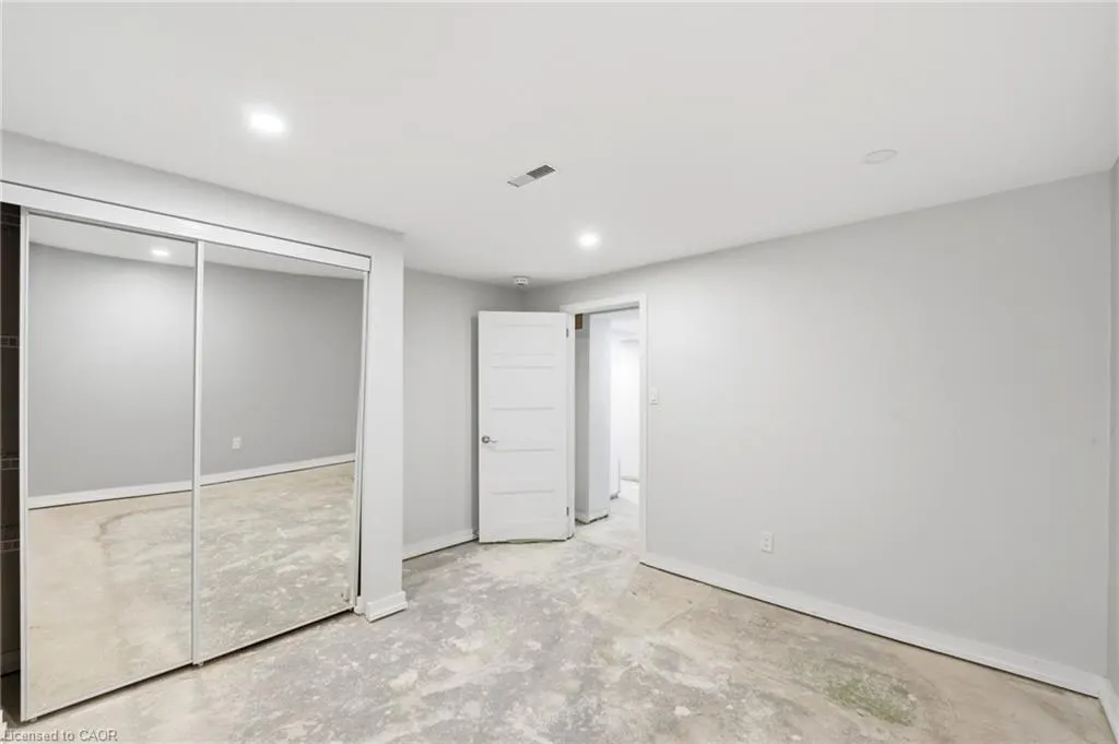 23 Logstone Crescent