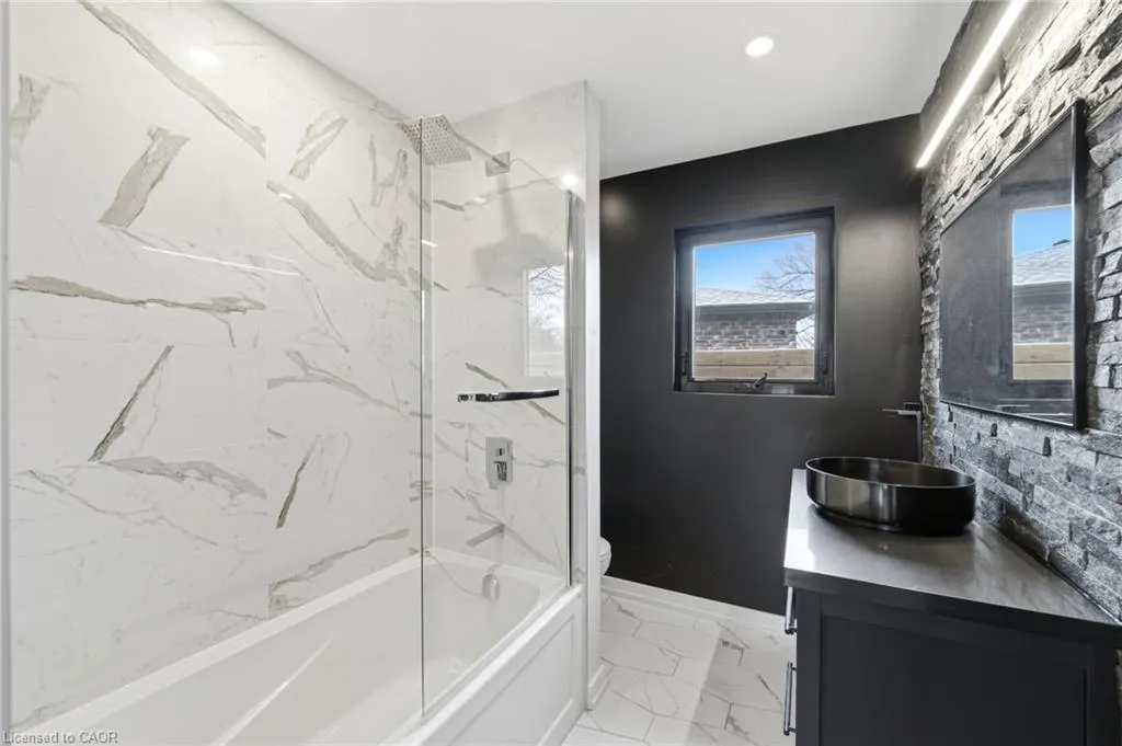 23 Logstone Crescent