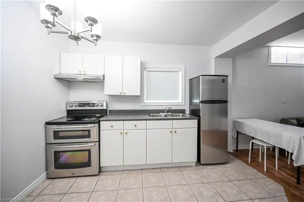 296 Winterberry Drive #Lower