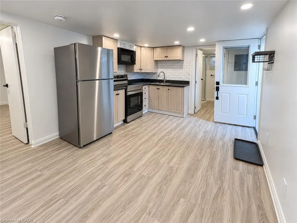 305 Mill Street #LOWER