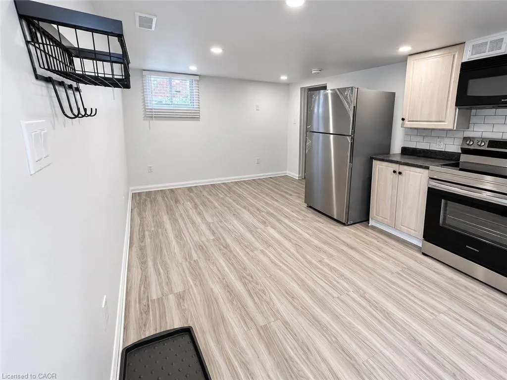 305 Mill Street #LOWER