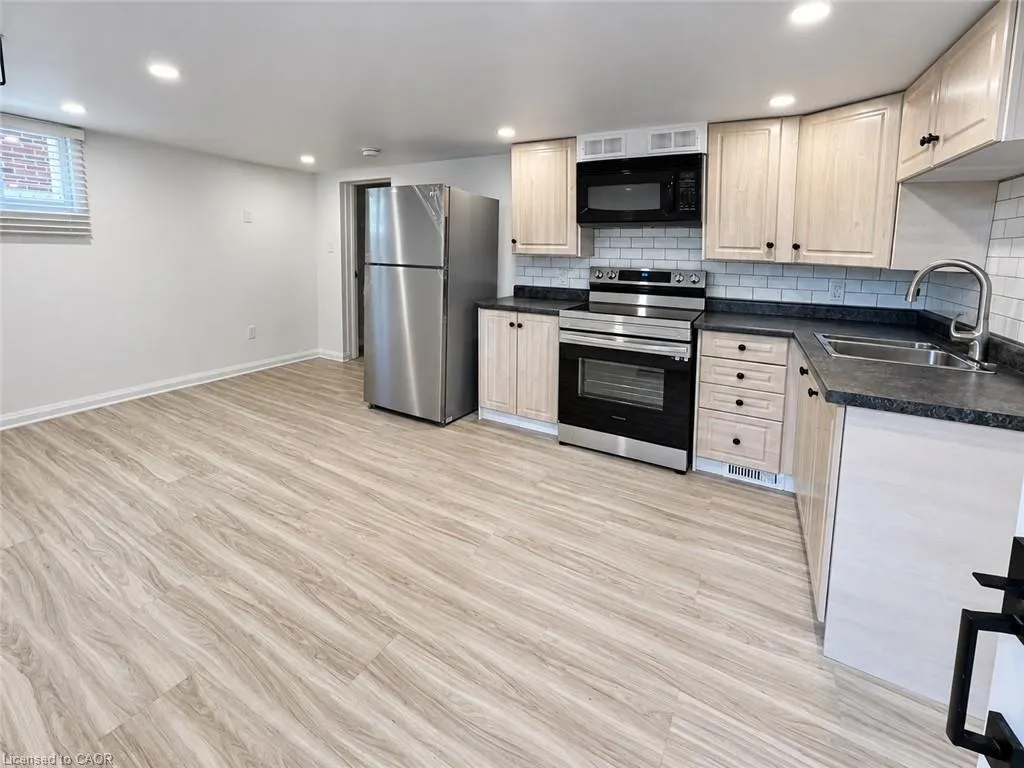 305 Mill Street #LOWER