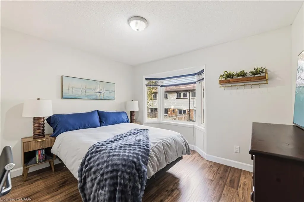 1335 Guelph Line #6