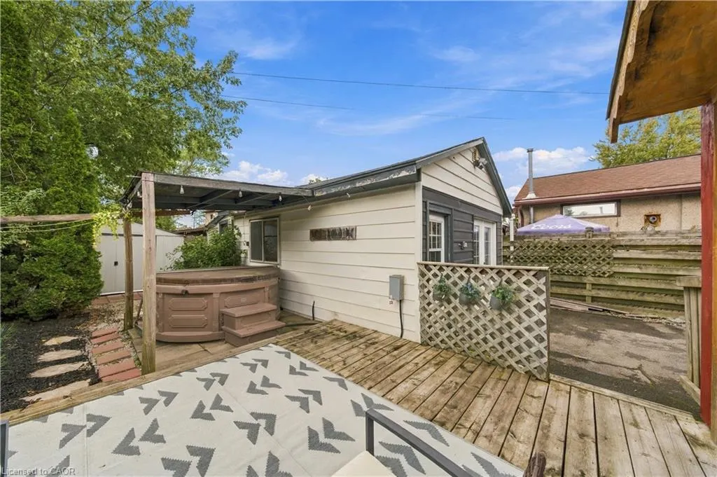 632 Steele Street