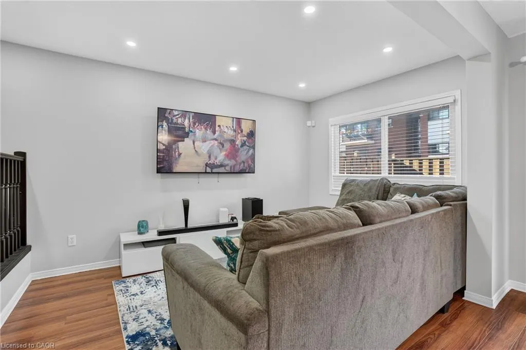 120 Dudhope Avenue #20