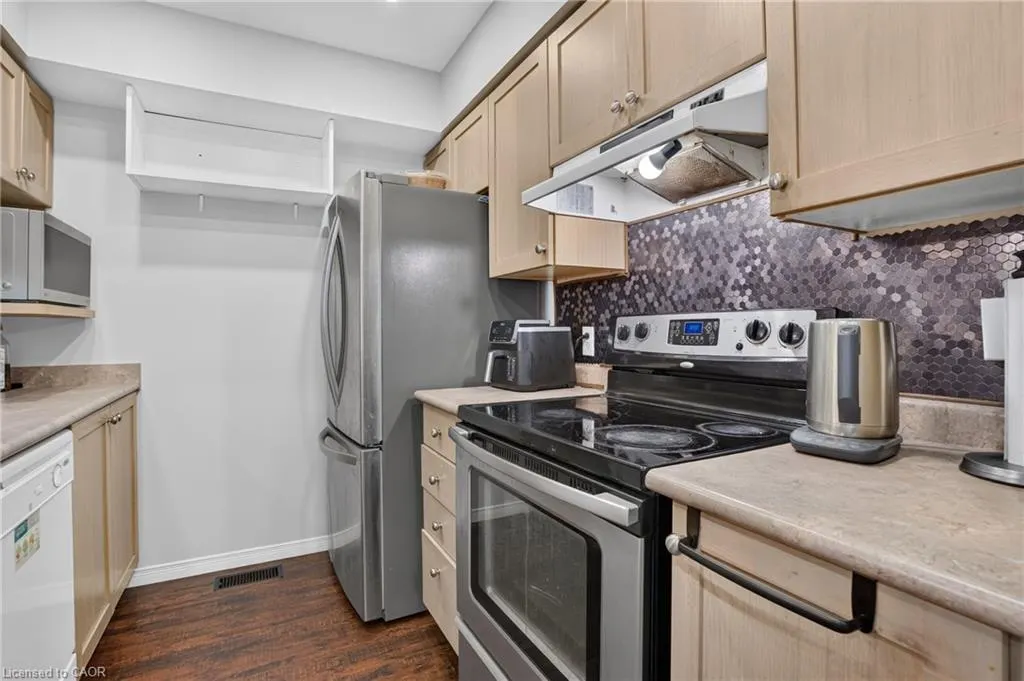 120 Dudhope Avenue #20