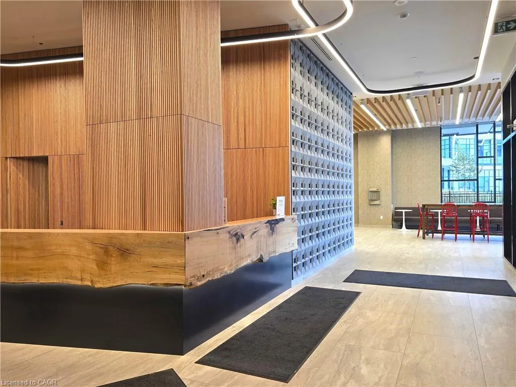 2485 Eglinton Avenue #708